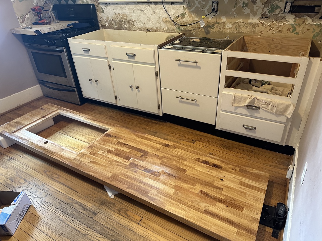 Kitchen ready for countertop installation